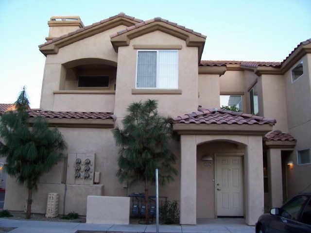 2992 N Miller Rd Unit 213A